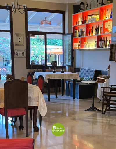 Εστιατόριο "Κανένας", Σταυρός, Ιθάκη