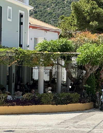 Το Κέντρο, All-day bar, Σταυρός, Ιθάκη