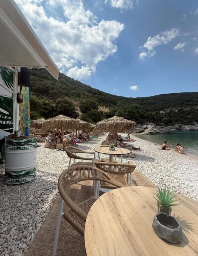 Votsalo, beach bar Ιθάκη, παραλία Καμίνια