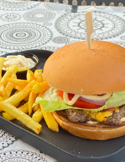 LOL Burgers, Βαθύ, Ιθάκης