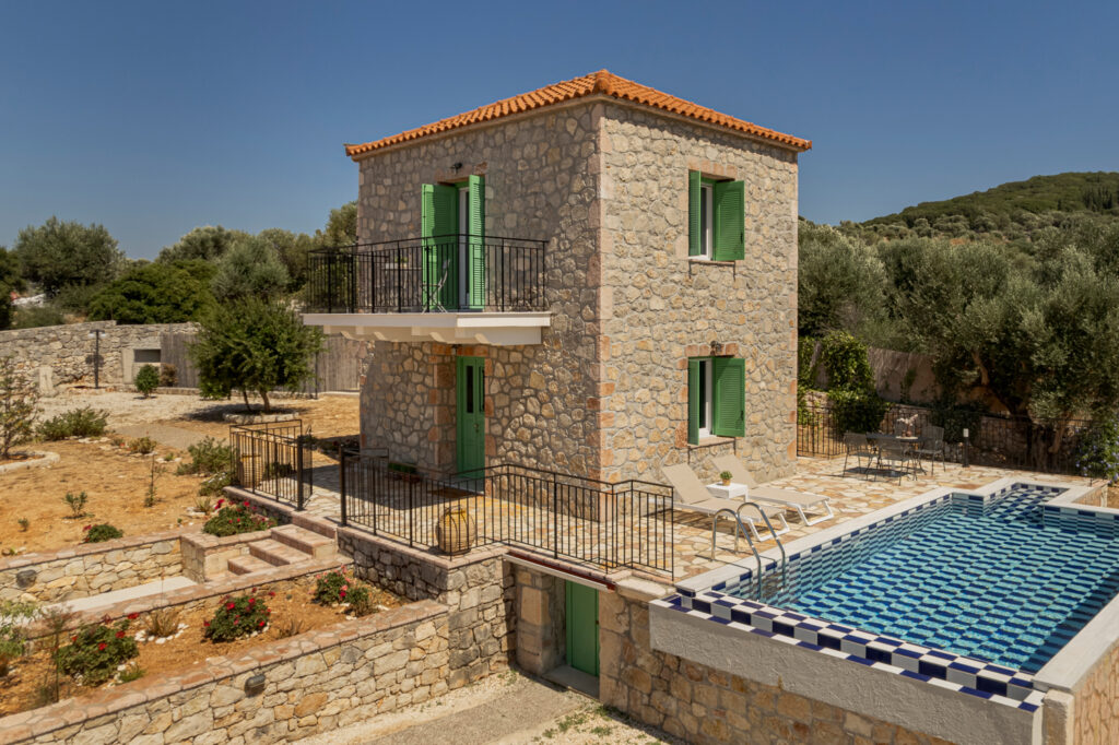 Villa Paris, Nymfes Villas Ithaca