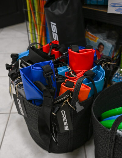 Rogue Wave Athletics, κατάστημα αθλητικών ειδών, Βαθύ, Ιθάκη